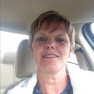 Meet your Posher, Shelly